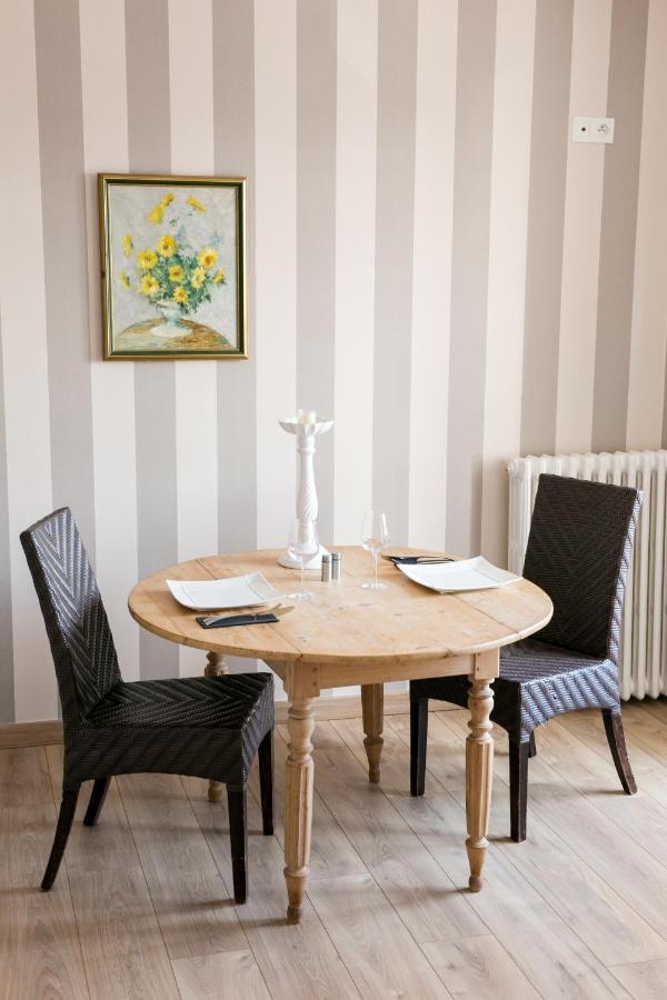 Le Cotentin Appart'Hotels & Restaurant Le Cot' Portbail Dış mekan fotoğraf
